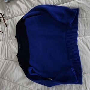 Gap 2 color sweater